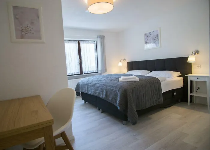 Charlotte Weisenheim am Sand